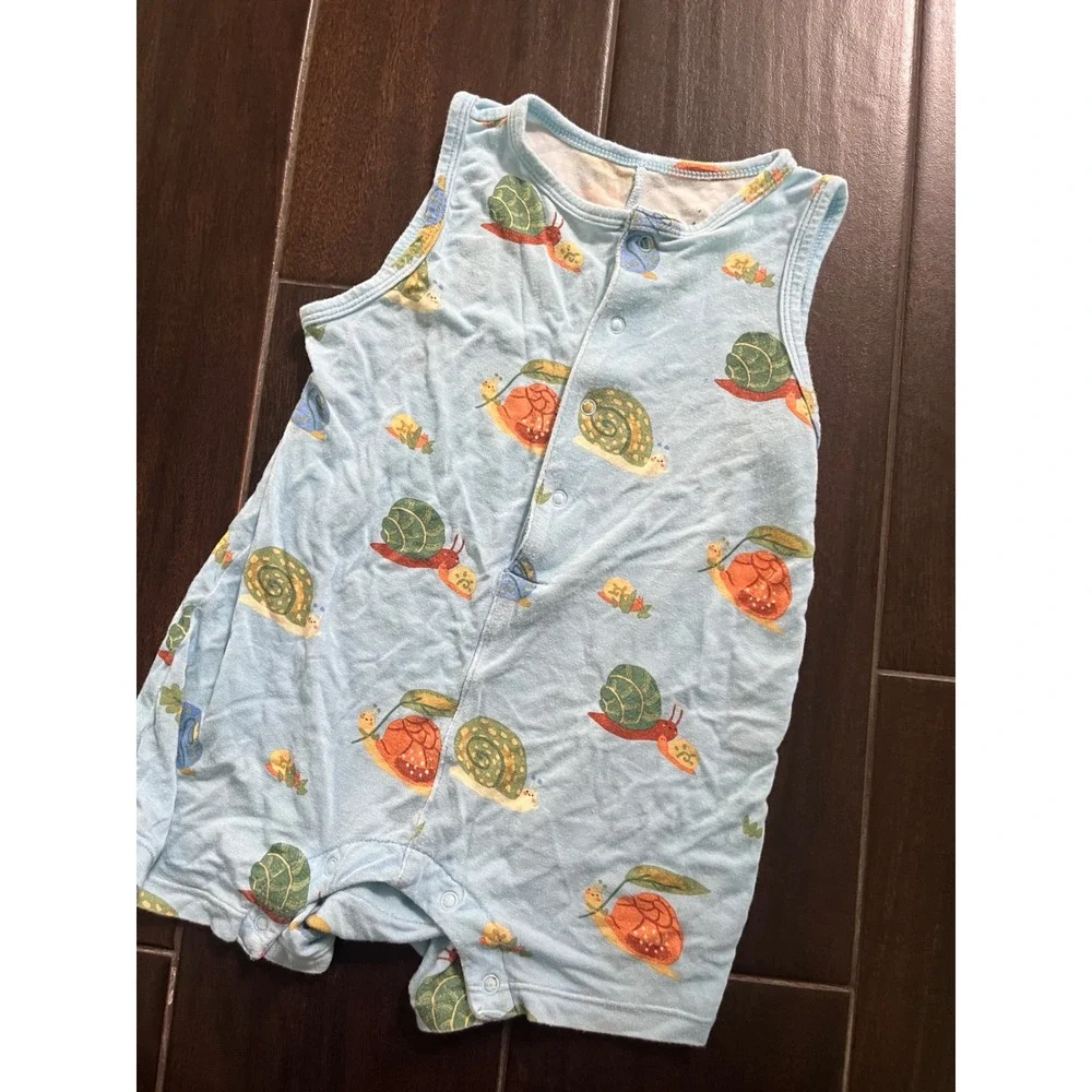 Angel Dear Bamboo Snail Print Sleeveless Romper Blue 6-12 Months Baby Boy Girl - Picture 2 of 4